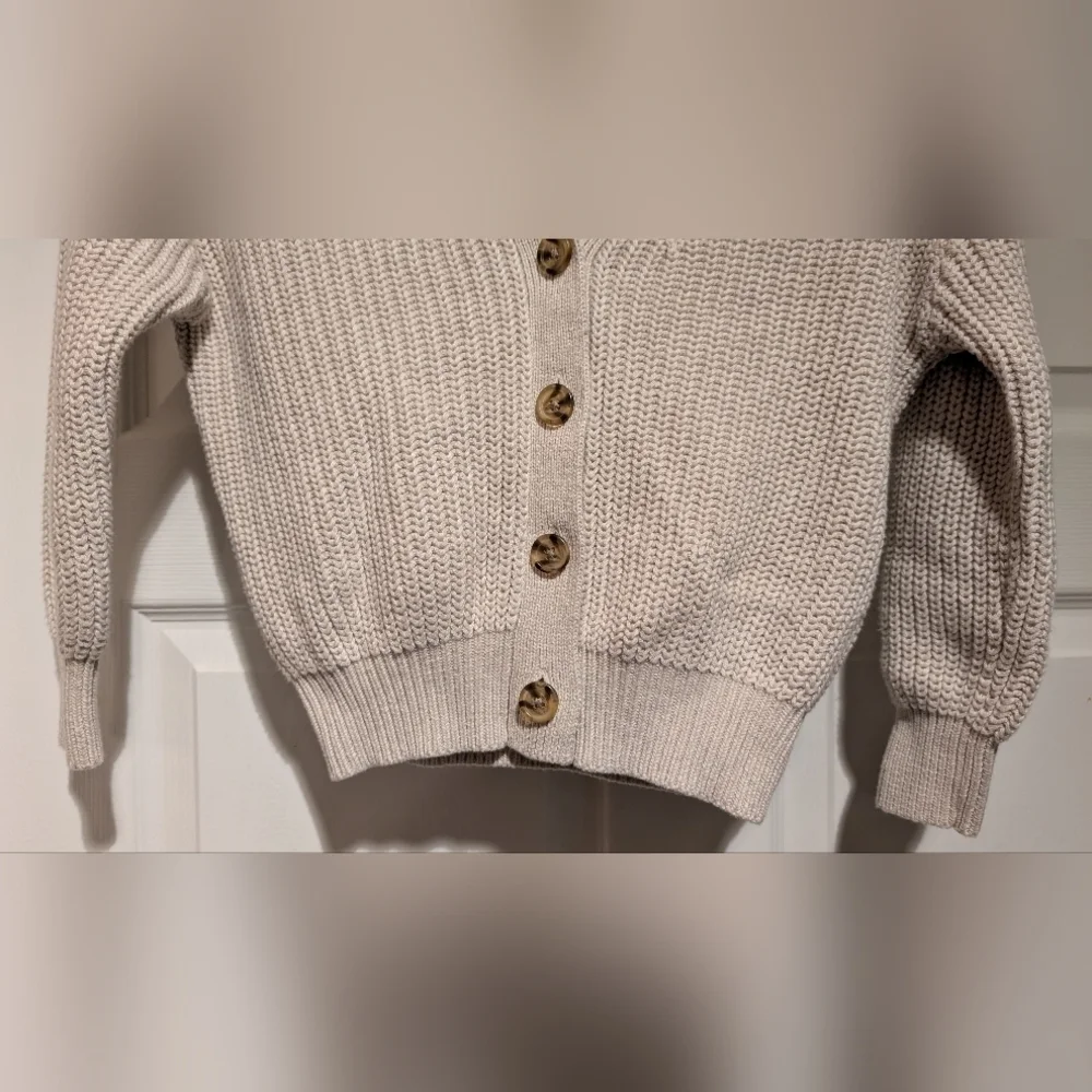 Gap NWT $55 Kids Shaker Stitch Beige Cardigan 100% Cotton Size Small 6-7 NEW! - Picture 3 of 13